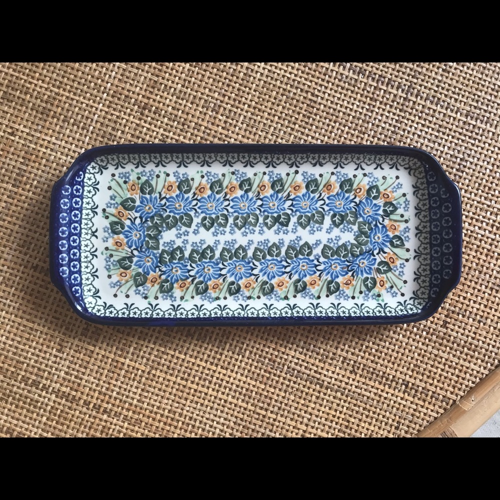 Blue floral Polish pottery bread cake tray